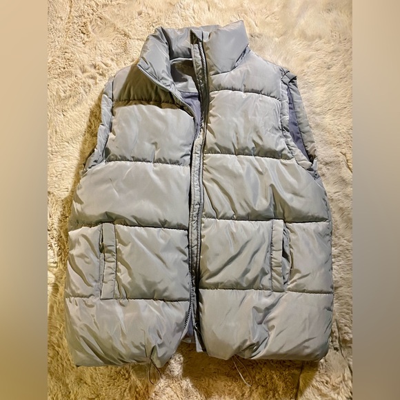 Beautiful Vest! A Must For Fall! - Picture 3 of 3